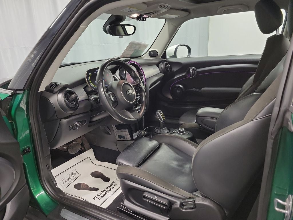 2023 MINI Cooper SE Electric Signature