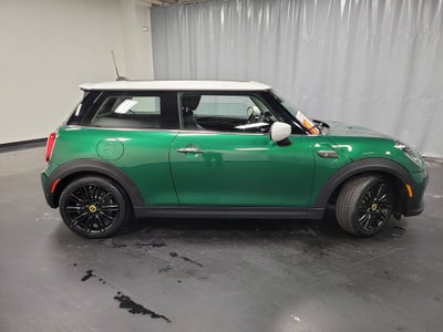 2023 MINI Cooper SE Electric Signature