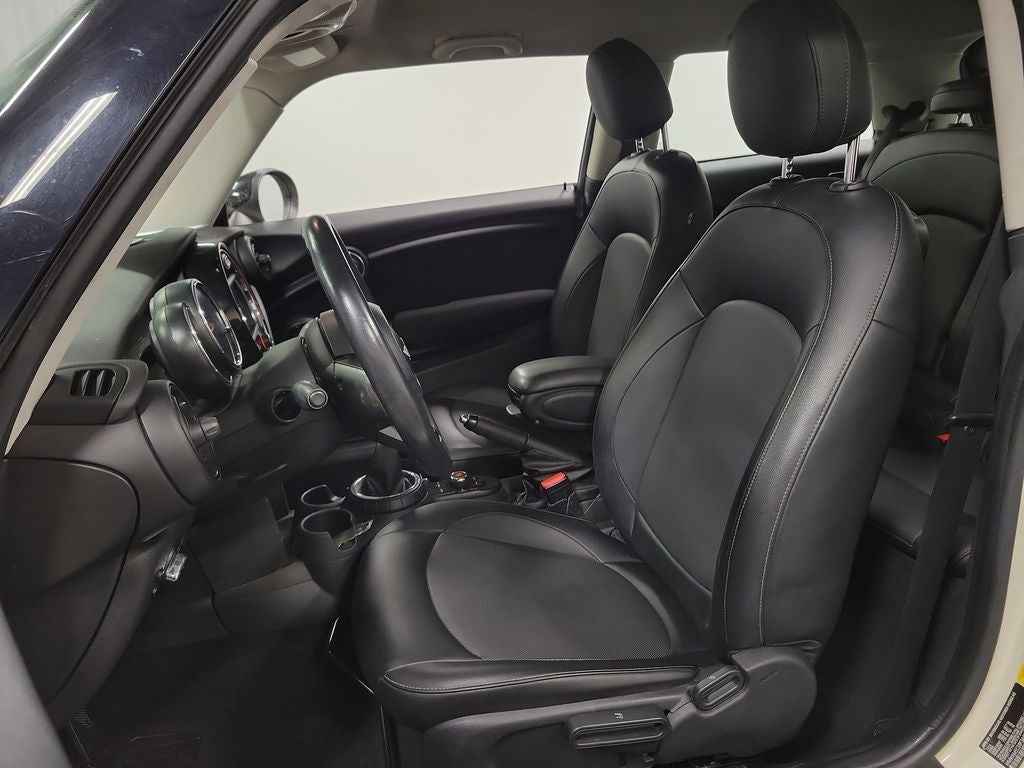 2015 MINI Cooper Base