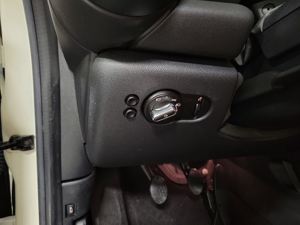 2015 MINI Cooper Base