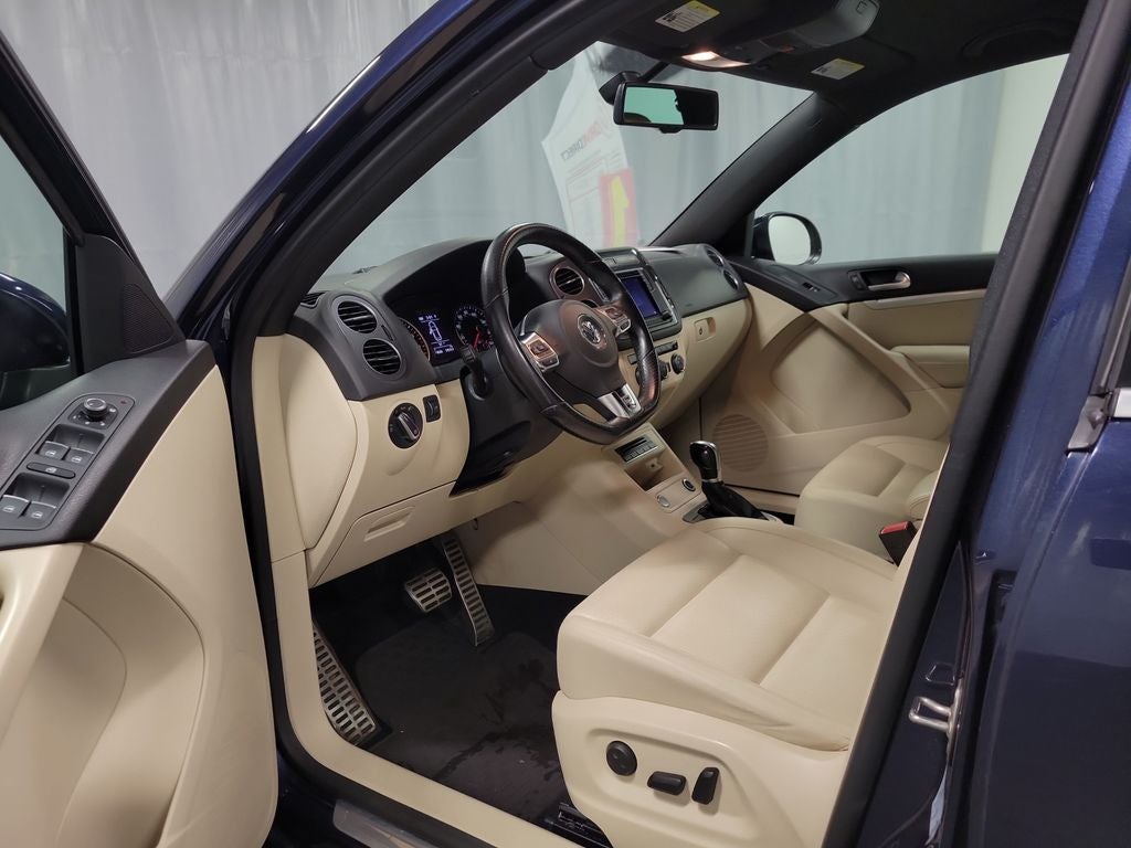 2016 Volkswagen Tiguan R-Line 4Motion