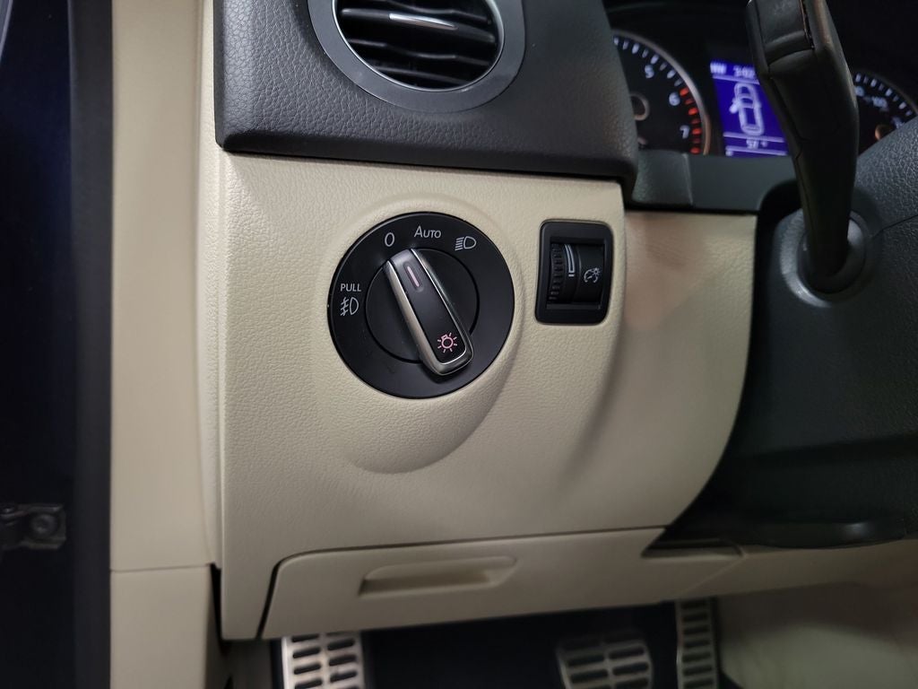 2016 Volkswagen Tiguan R-Line 4Motion