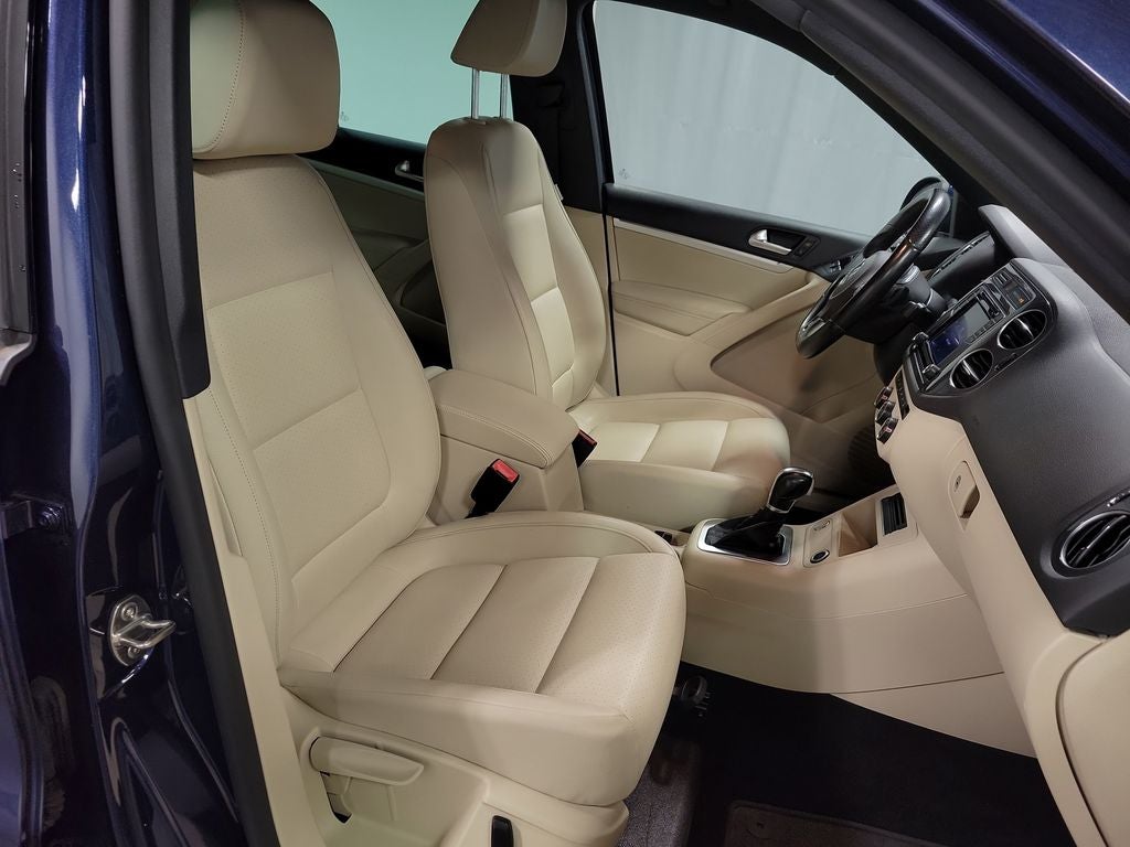 2016 Volkswagen Tiguan R-Line 4Motion