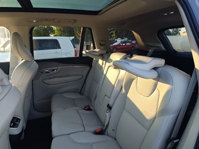 2024 Volvo XC90 B6 Plus Bright Theme