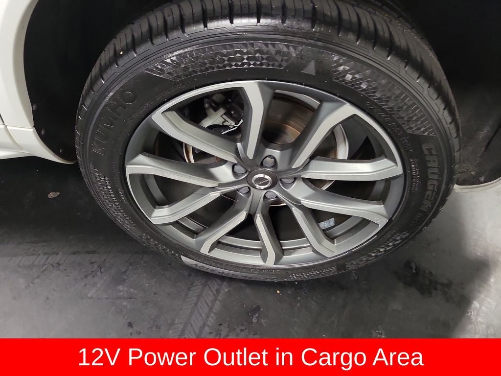 2018 Volvo XC90 T5 Momentum