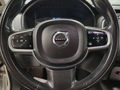 2018 Volvo XC90 T5 Momentum