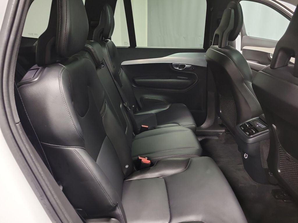 2018 Volvo XC90 T5 Momentum