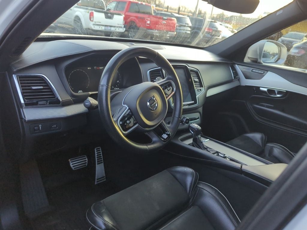 2019 Volvo XC90 T5 R-Design