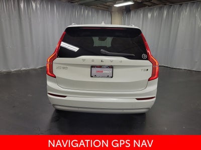 2022 Volvo XC90 T5 Momentum