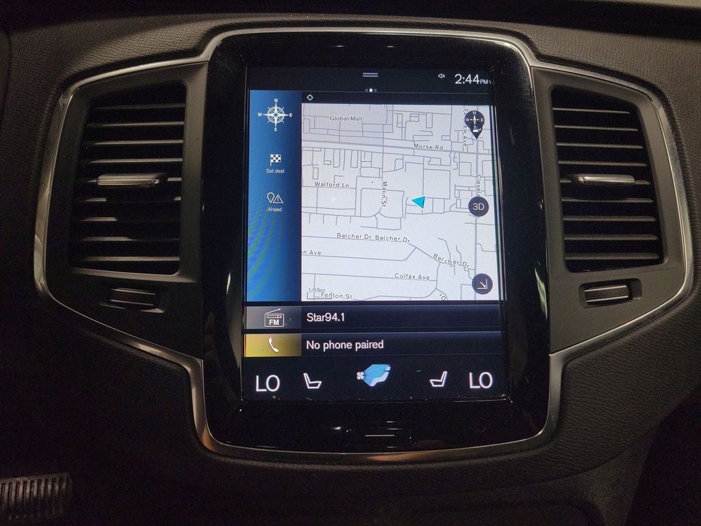 2022 Volvo XC90 T5 Momentum