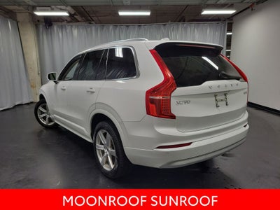 2022 Volvo XC90 T5 Momentum