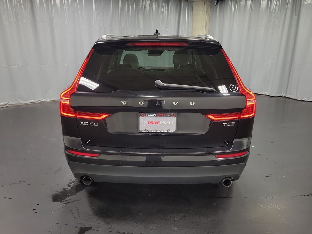 2021 Volvo XC60 T5 Momentum