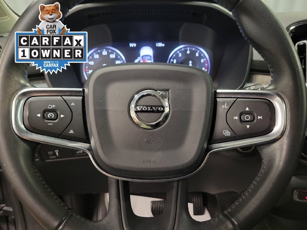 2019 Volvo XC40 Momentum