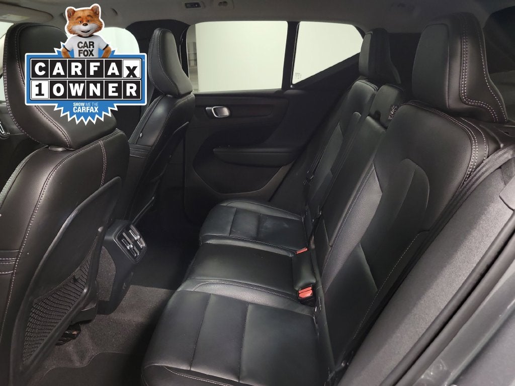 2019 Volvo XC40 Momentum