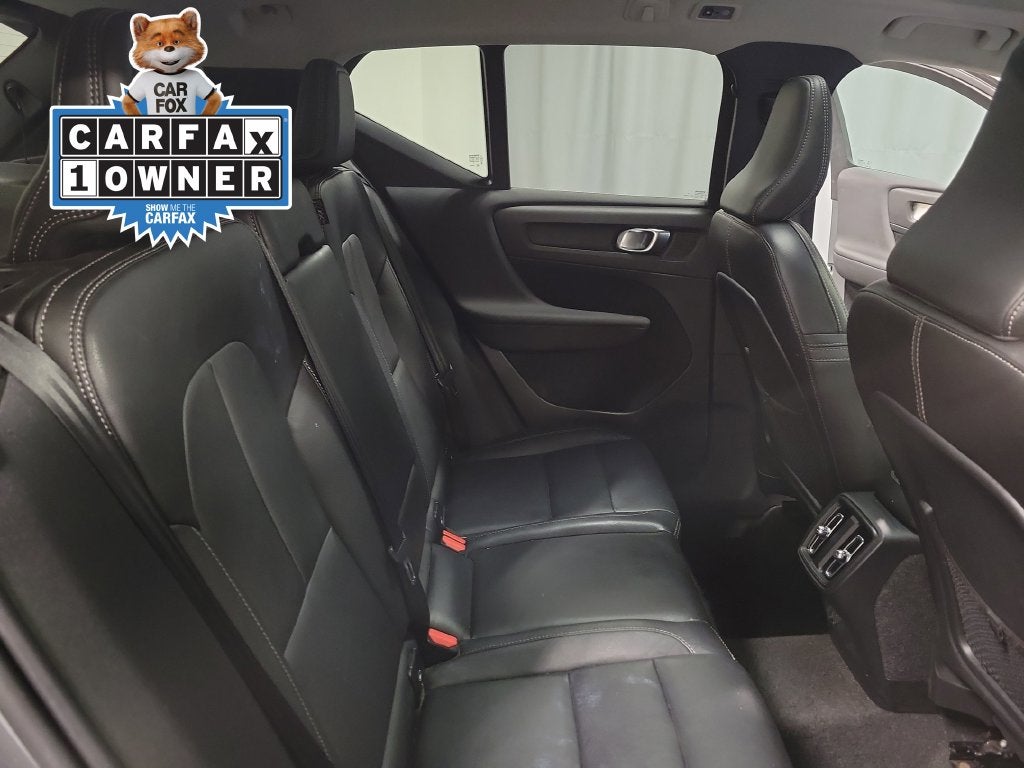 2019 Volvo XC40 Momentum