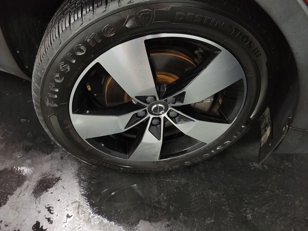 2019 Volvo XC40 Momentum
