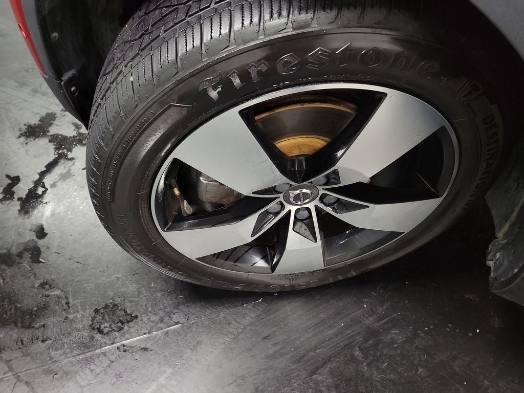 2019 Volvo XC40 Momentum