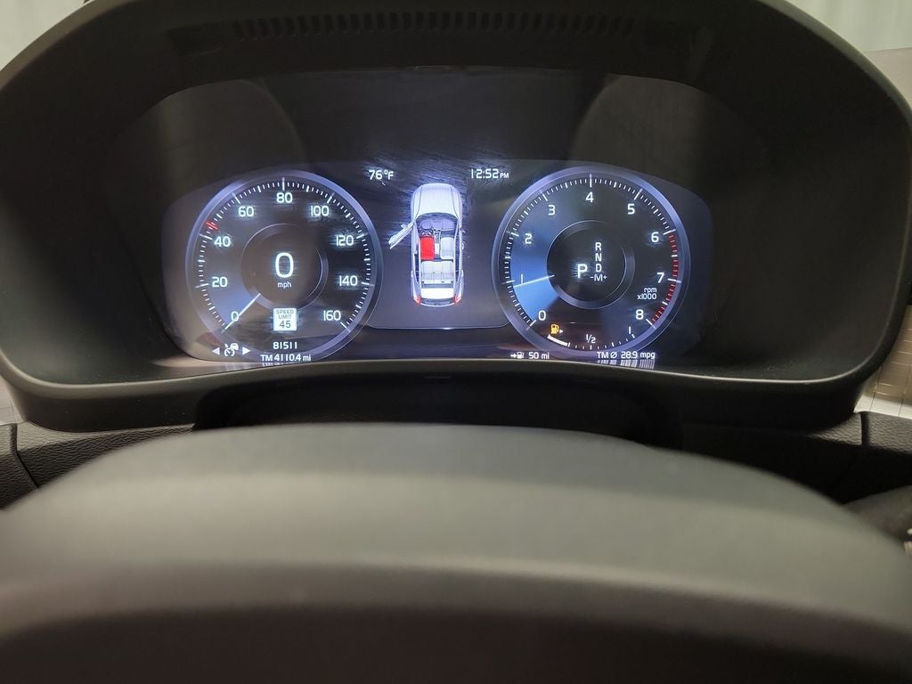 2019 Volvo XC40 Momentum
