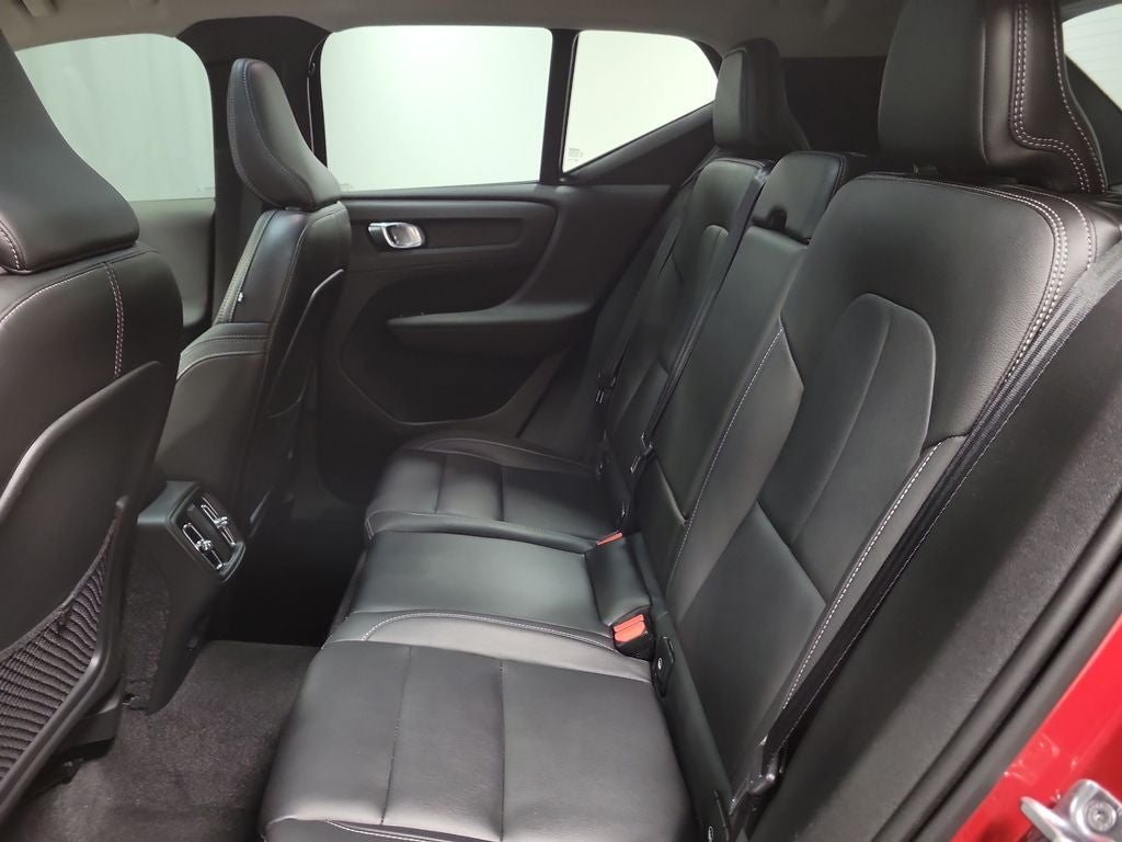 2019 Volvo XC40 Momentum