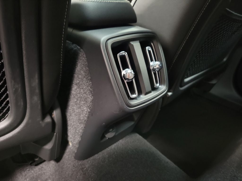 2019 Volvo XC40 Momentum