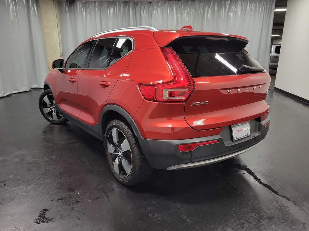 2019 Volvo XC40 Momentum