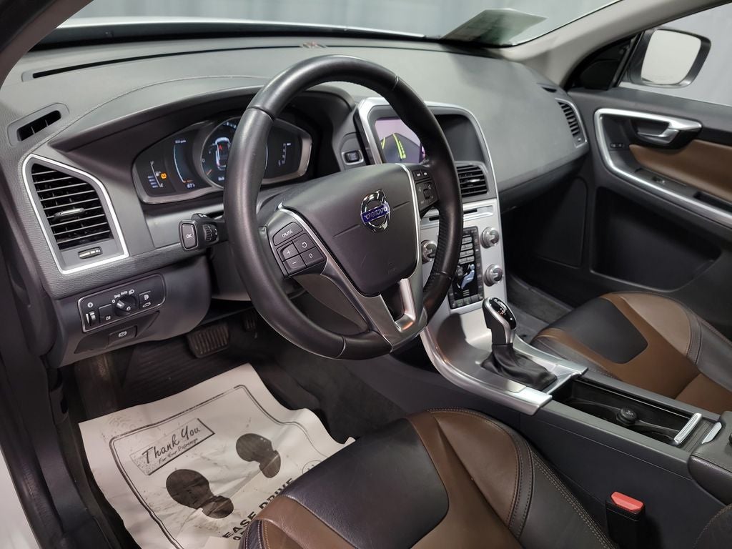 2017 Volvo XC60 T5 Dynamic