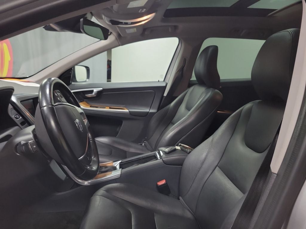 2017 Volvo XC60 T5 Inscription