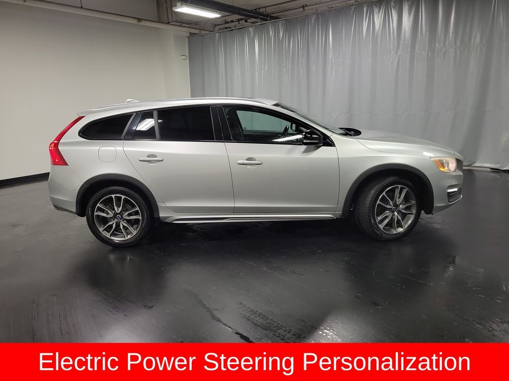 2017 Volvo V60 Cross Country T5
