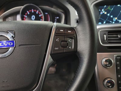 2017 Volvo V60 Cross Country T5