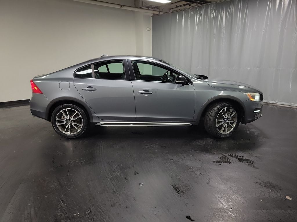 2016 Volvo S60 Cross Country T5 Platinum