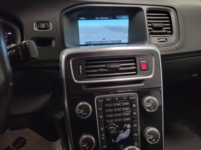 2016 Volvo S60 Cross Country T5 Platinum
