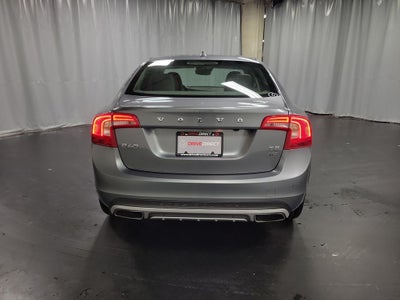 2016 Volvo S60 Cross Country T5 Platinum