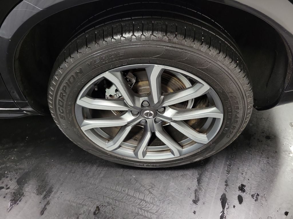 2019 Volvo XC90 T6 Momentum