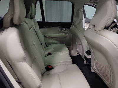 2019 Volvo XC90 T6 Momentum