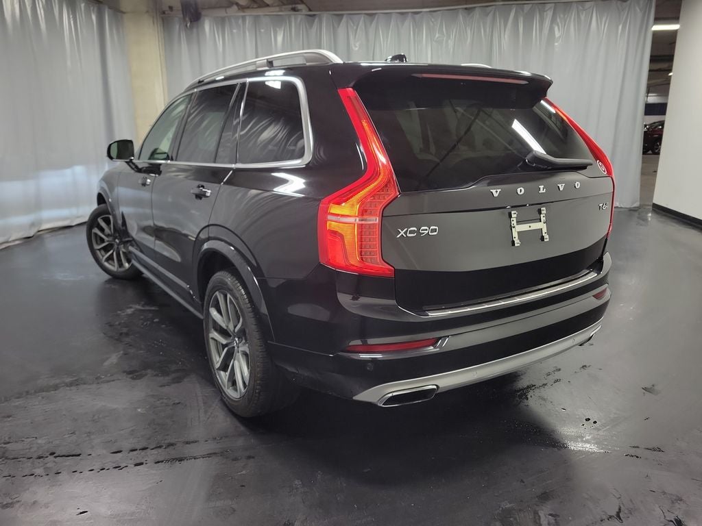 2019 Volvo XC90 T6 Momentum