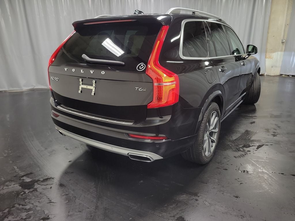 2019 Volvo XC90 T6 Momentum