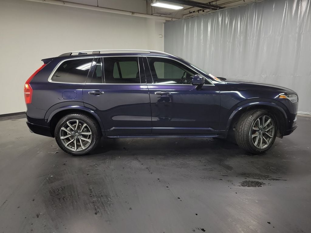 2019 Volvo XC90 T6 Momentum