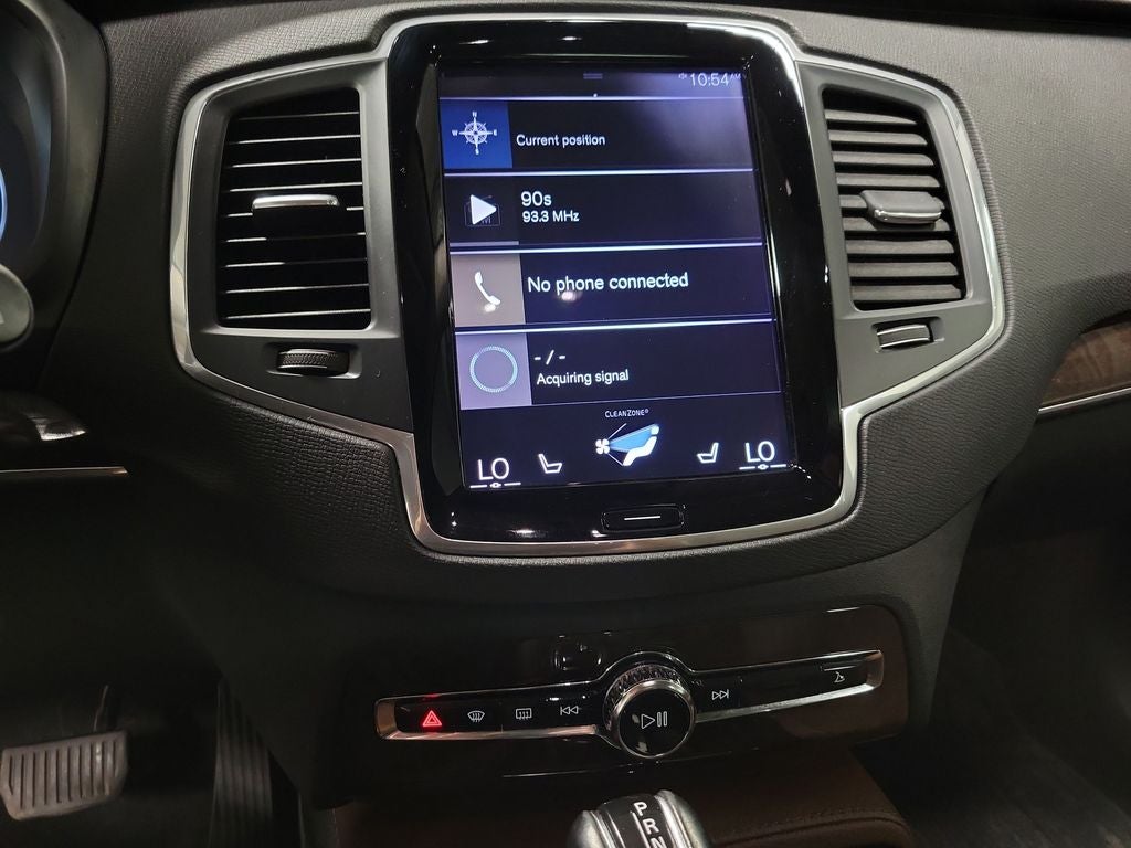 2019 Volvo XC90 T6 Momentum