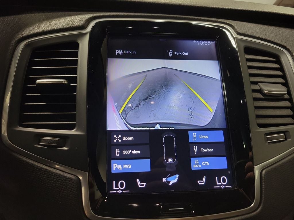 2019 Volvo XC90 T6 Momentum