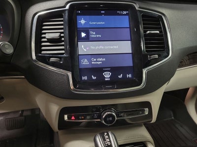 2016 Volvo XC90 T6 Momentum