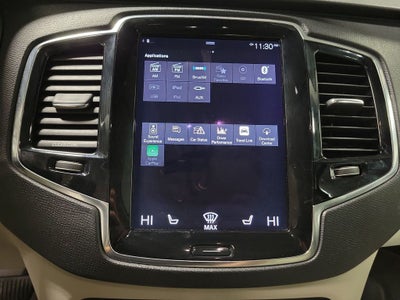 2016 Volvo XC90 T6 Momentum