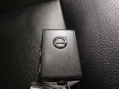 2018 Volvo XC90 T6 Momentum