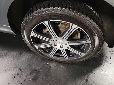 2021 Volvo XC60 T6 Inscription