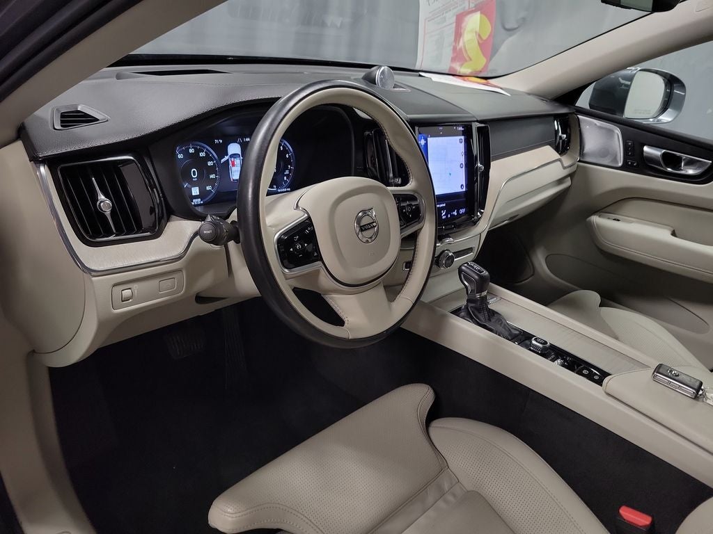 2021 Volvo XC60 T6 Inscription