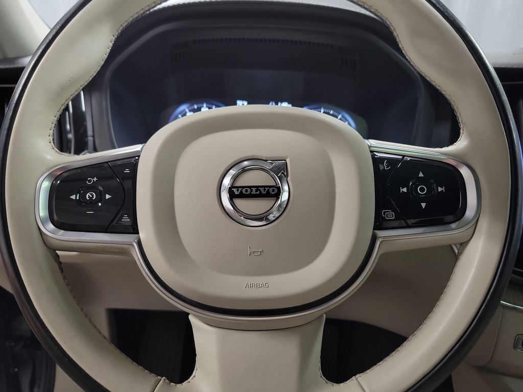 2021 Volvo XC60 T6 Inscription