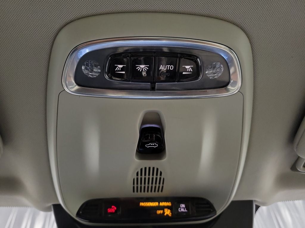 2021 Volvo XC90 Recharge Plug-In Hybrid T8 Inscription Expression 7 Passenger