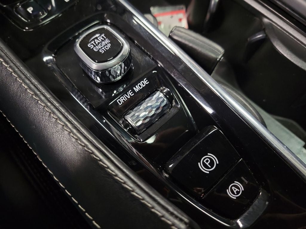 2018 Volvo XC90 Hybrid T8 Inscription