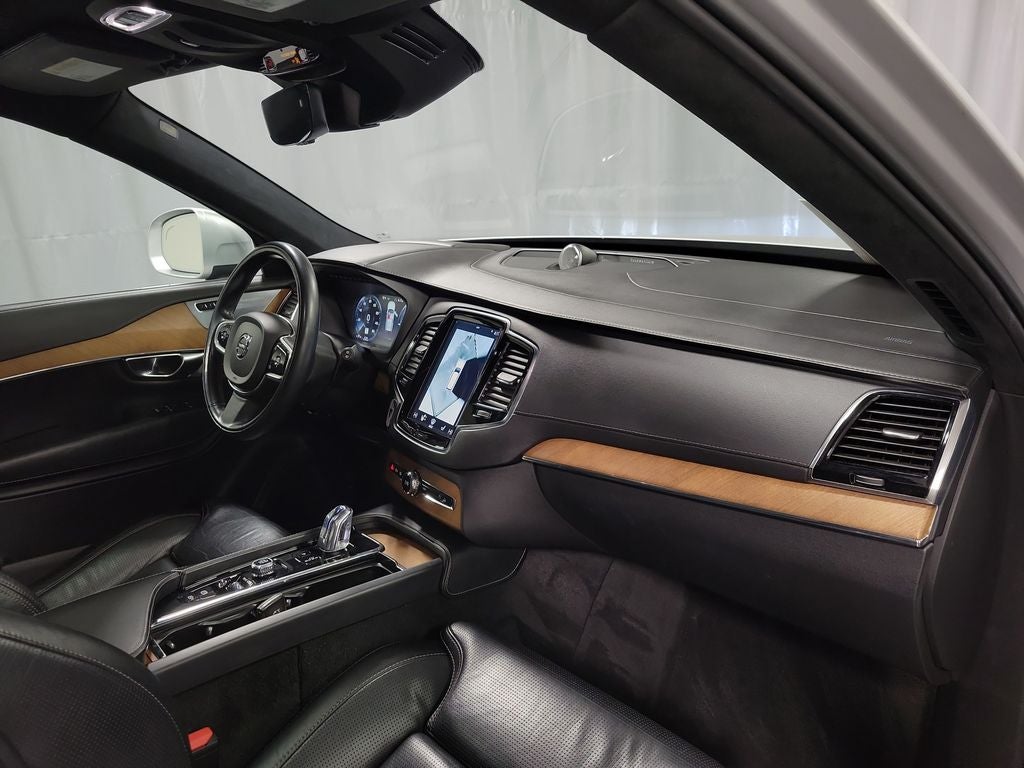 2018 Volvo XC90 Hybrid T8 Inscription