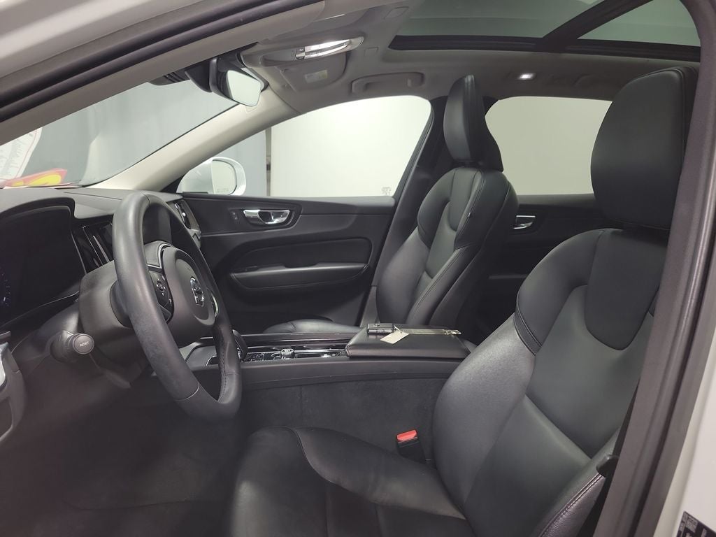 2023 Volvo XC60 B5 Core