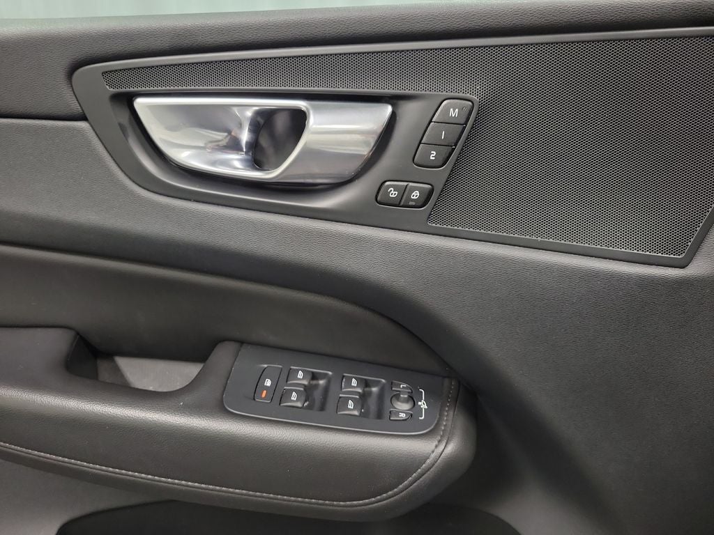 2023 Volvo XC60 B5 Core